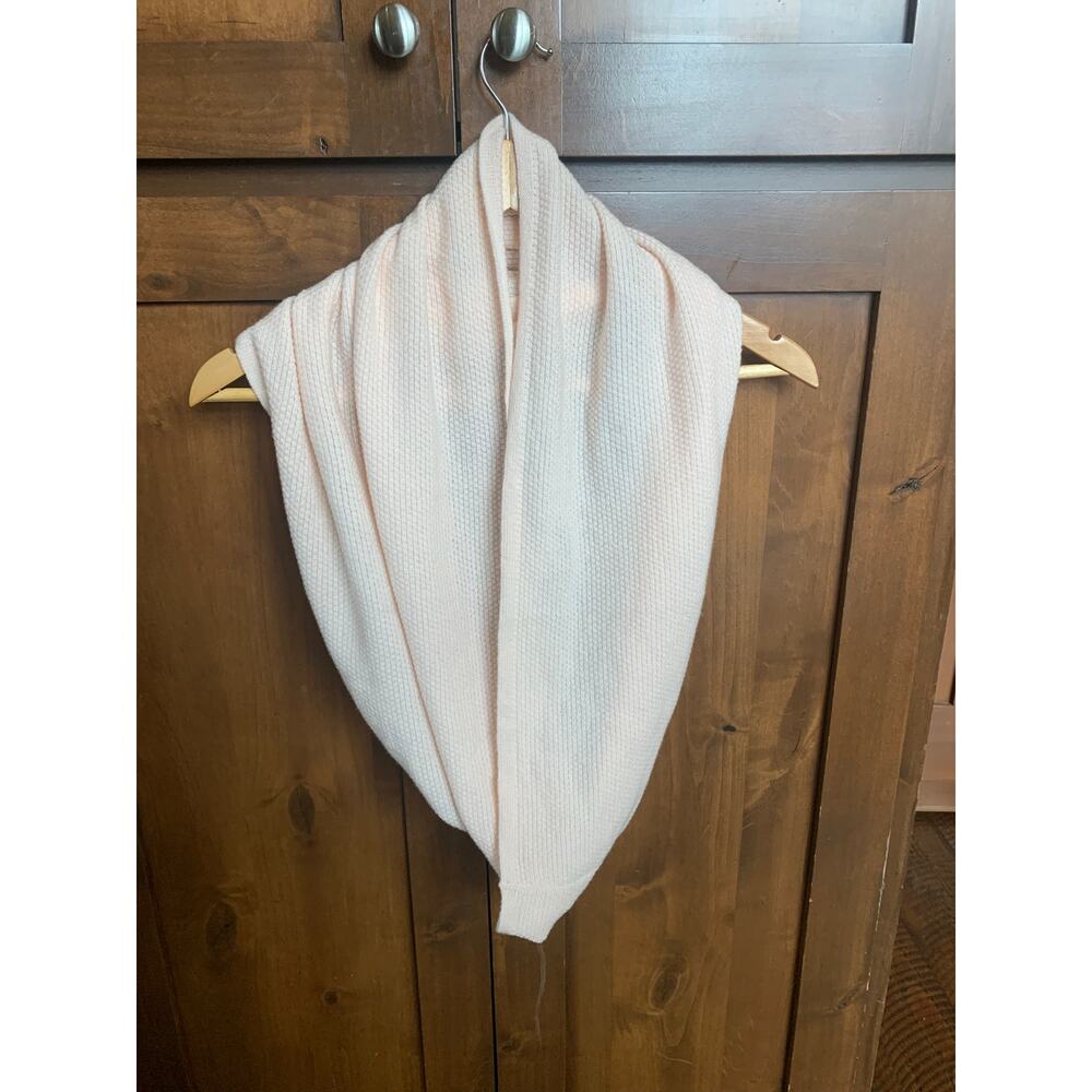 Tolaga Bay 100% Cashmere Infinity Scarf Blush Pink Waffle Knit Cowl Wrap
